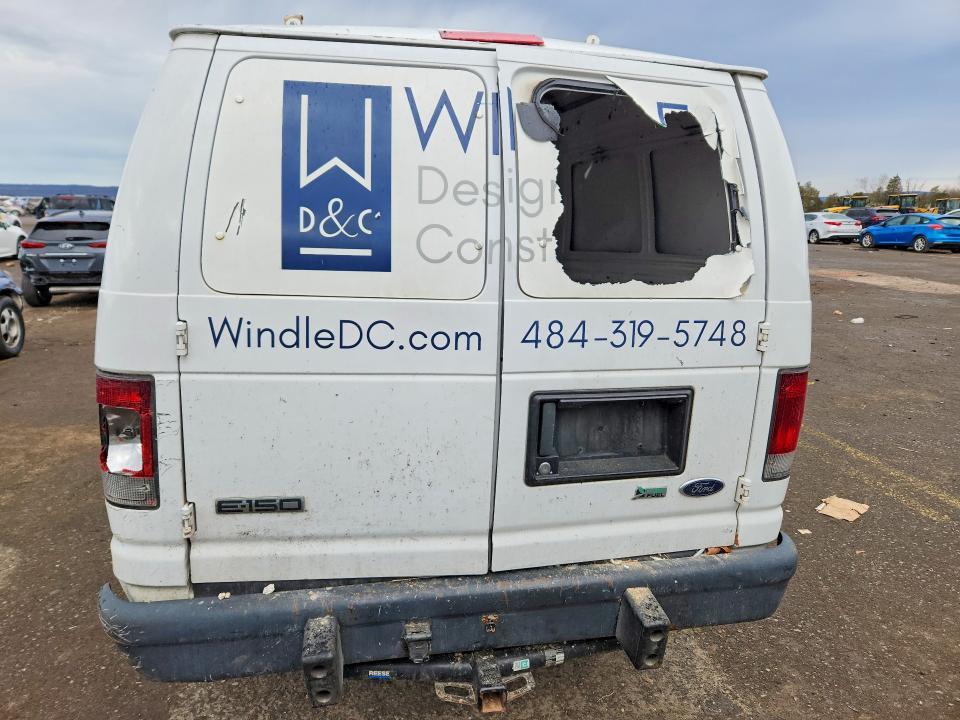 2012 Ford Econoline E250 van