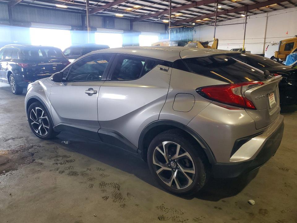 2020 Toyota C-hr xle