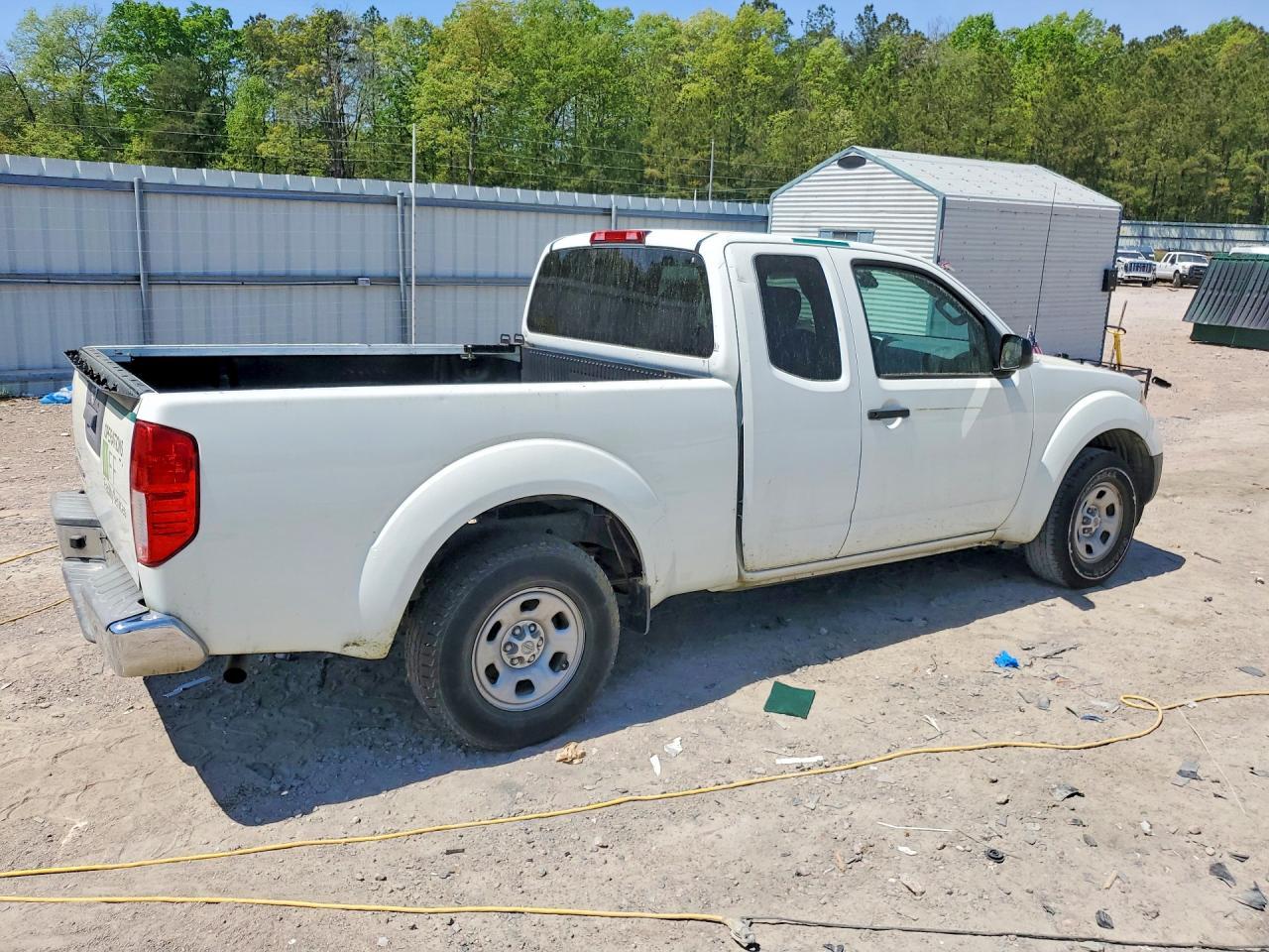2016 Nissan Frontier S