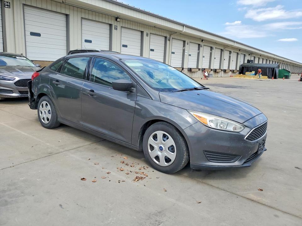 2016 Ford Focus s