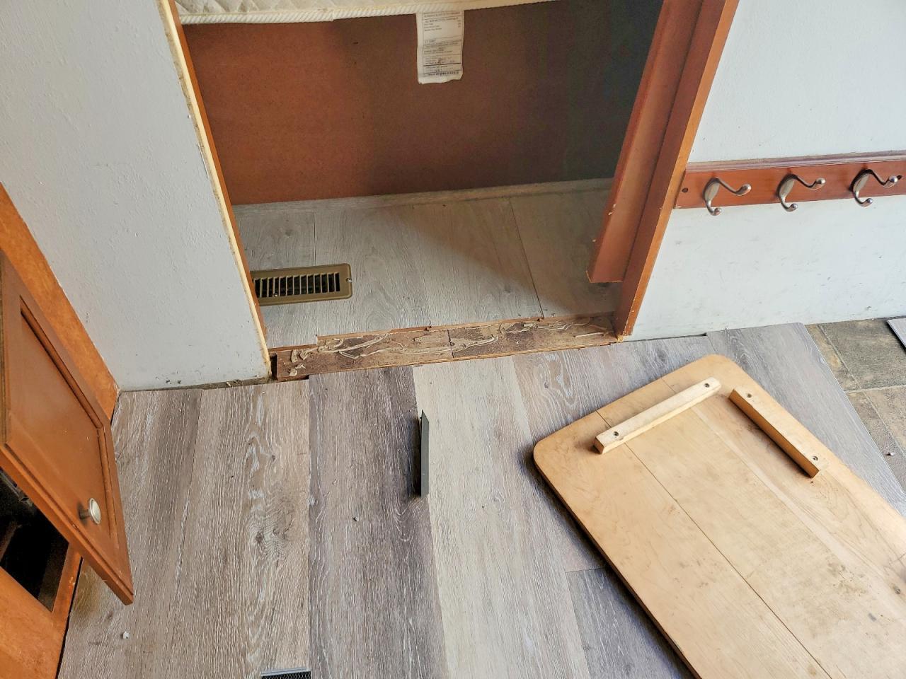 2012 Winnebago Sunnybrook Camper