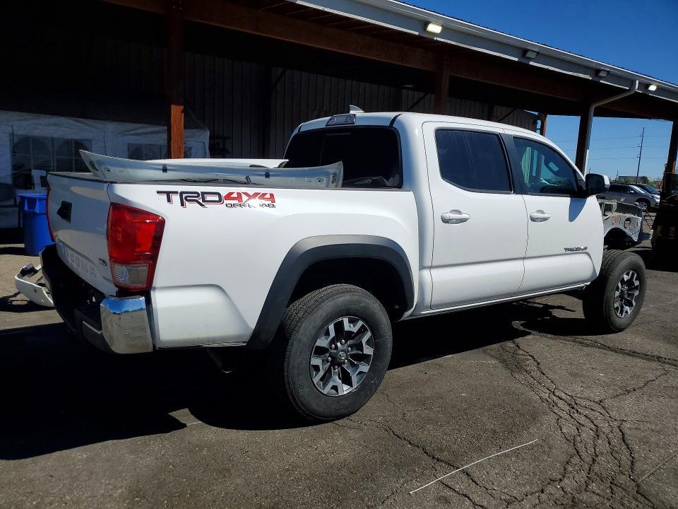 2017 Toyota Tacoma trd Off-road