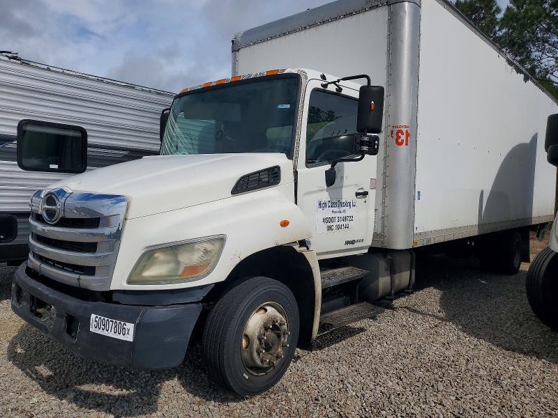 2011 Hino 258/268 BOX Truck