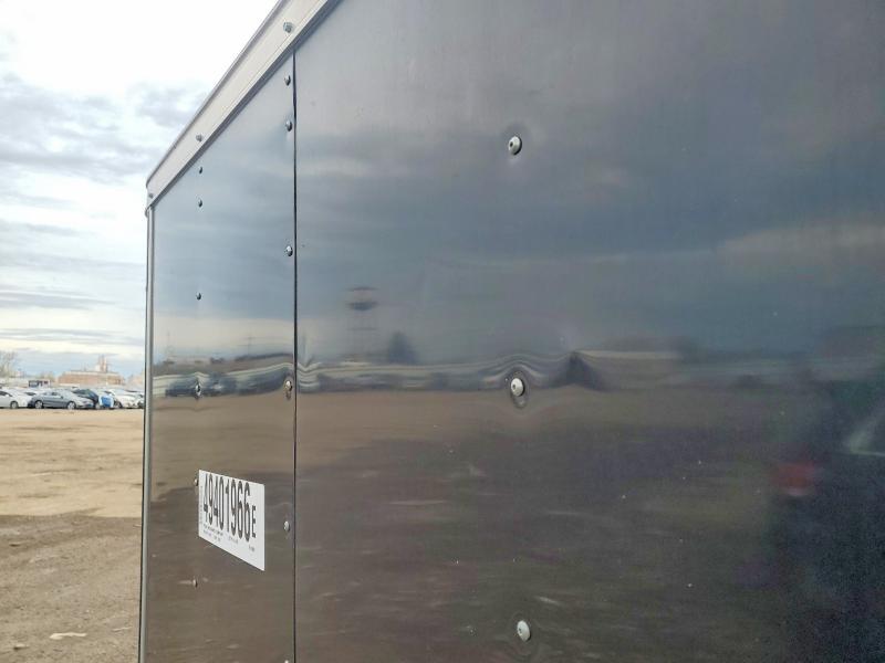 2006 R&R Enclosed Cargo Snowmobile Trailer