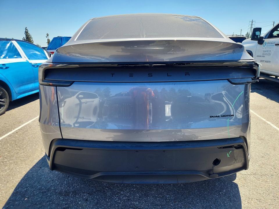 2026 Tesla Model y