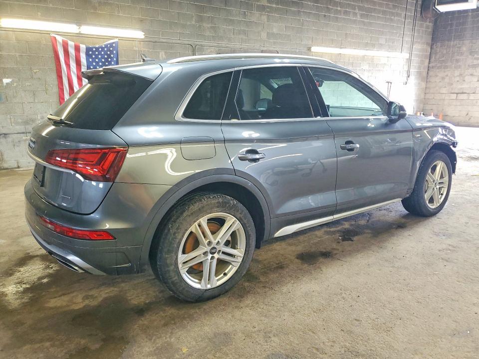 2024 Audi Q5 e Premium 55
