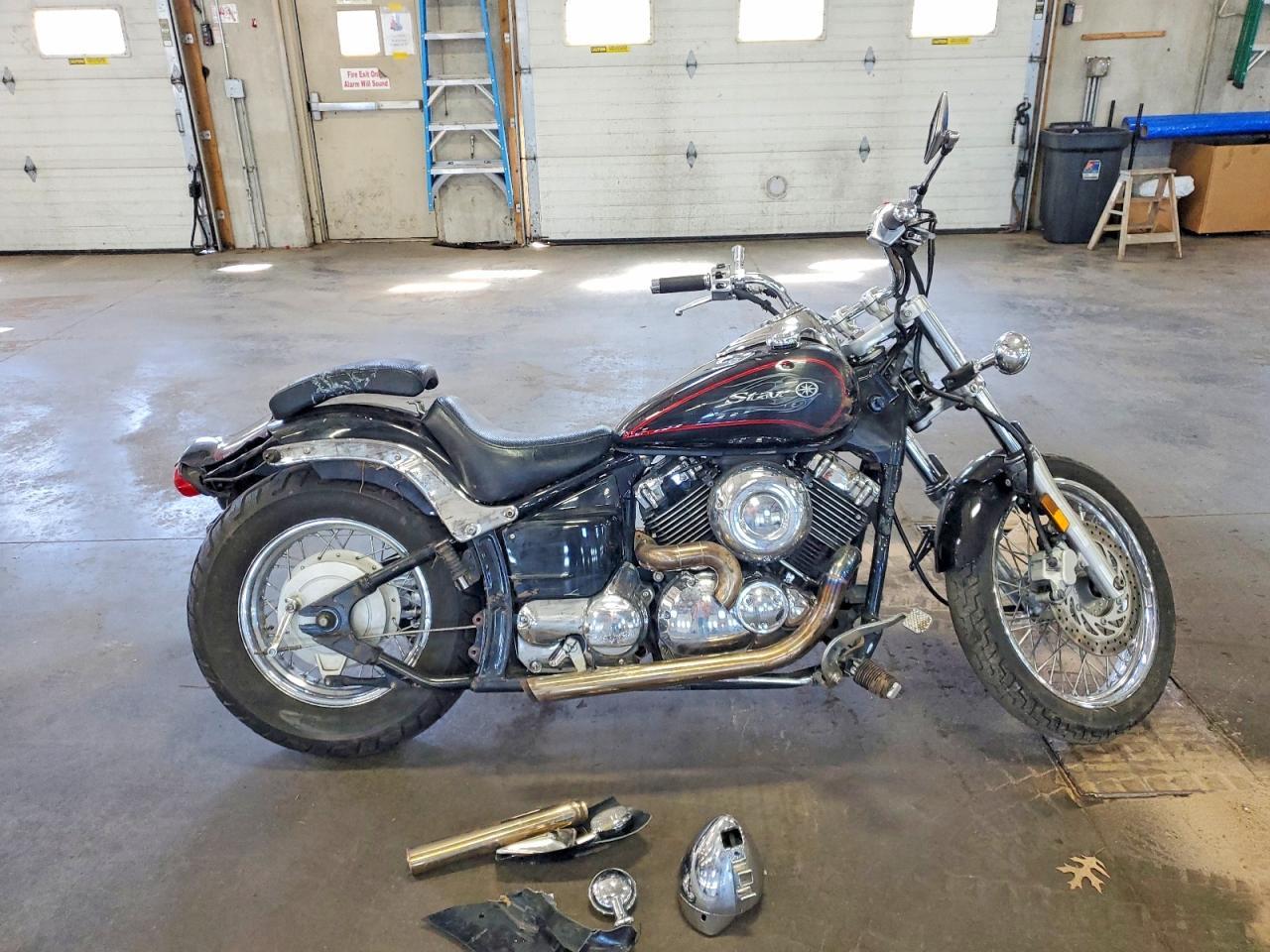 2011 Yamaha XVS650 A