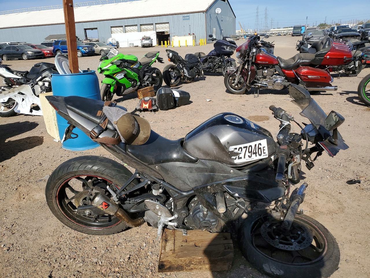 2016 Yama YZFR3