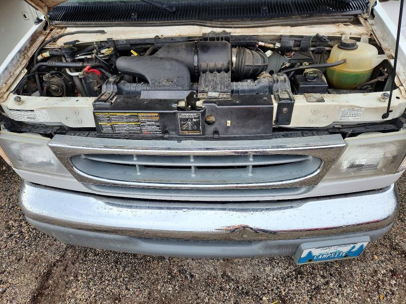 2001 Ford Econoline E450 Super Duty Cutaway Van