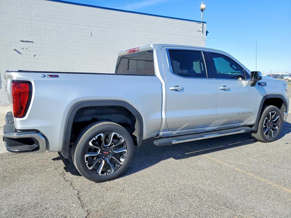 2021 GMC Sierra K1500 SLE