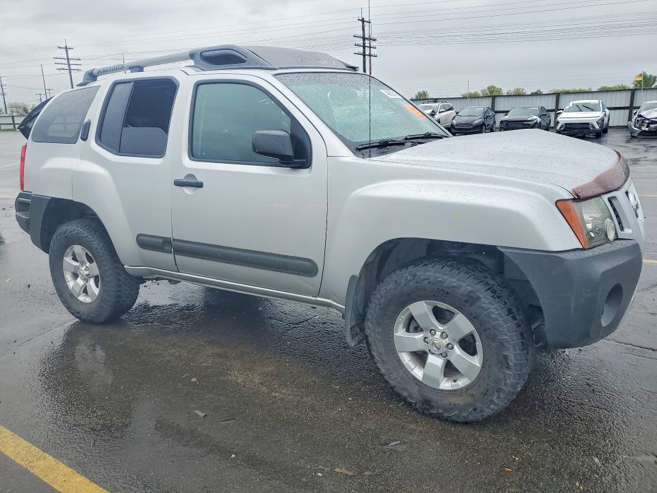 2012 Nissan Xterra x