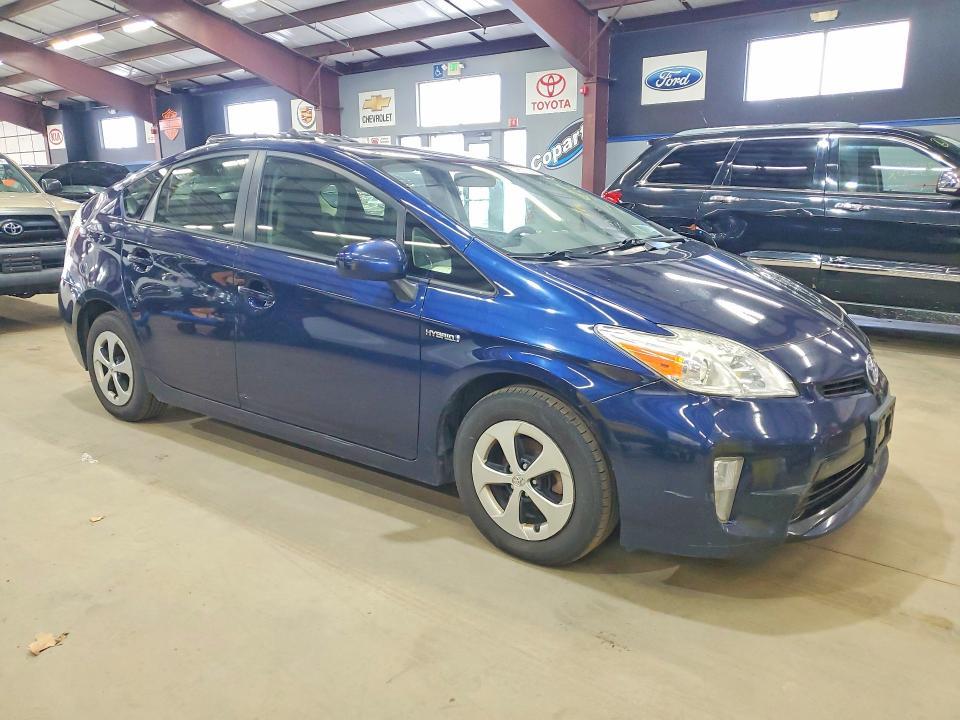 2015 Toyota Prius two