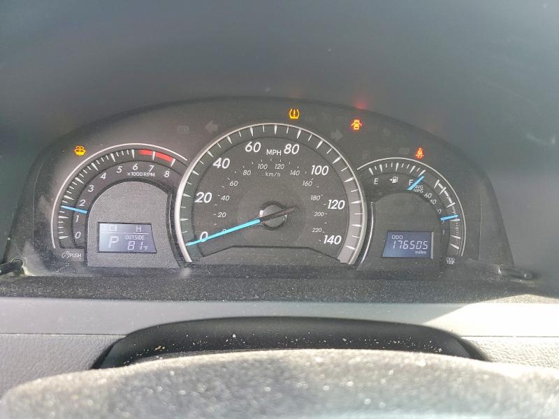 2014 Toyota Camry le