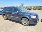 2014 Chrysler Town & Country Touring l