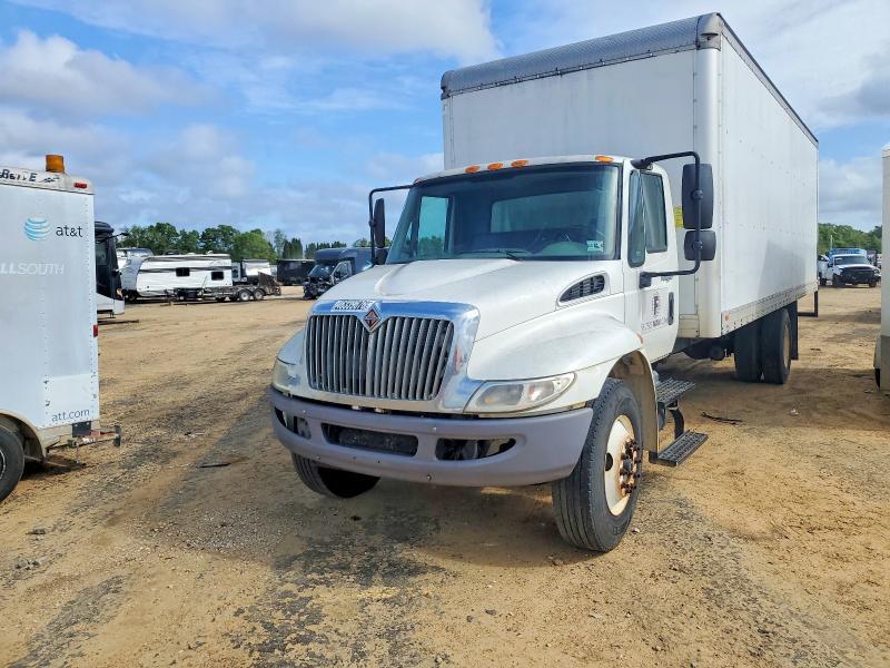 2013 International 4300 BOX Truck