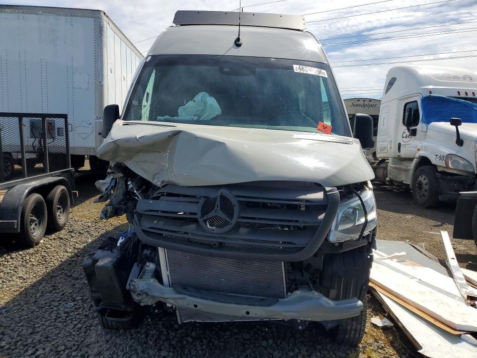 2024 Mercedes-Benz Sprinter 2500