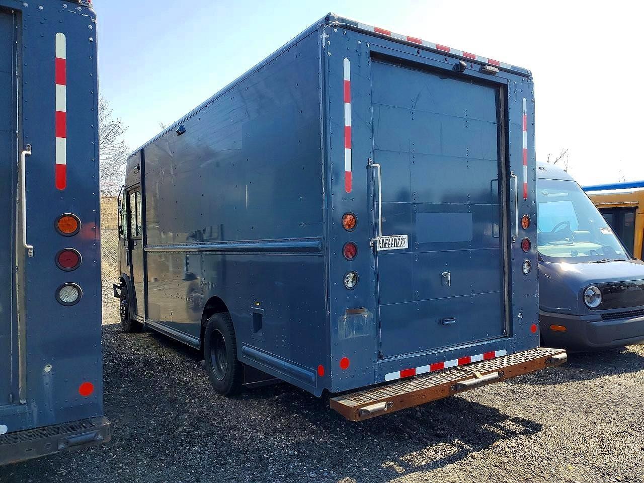 2020 Ford F59 Delivery Truck