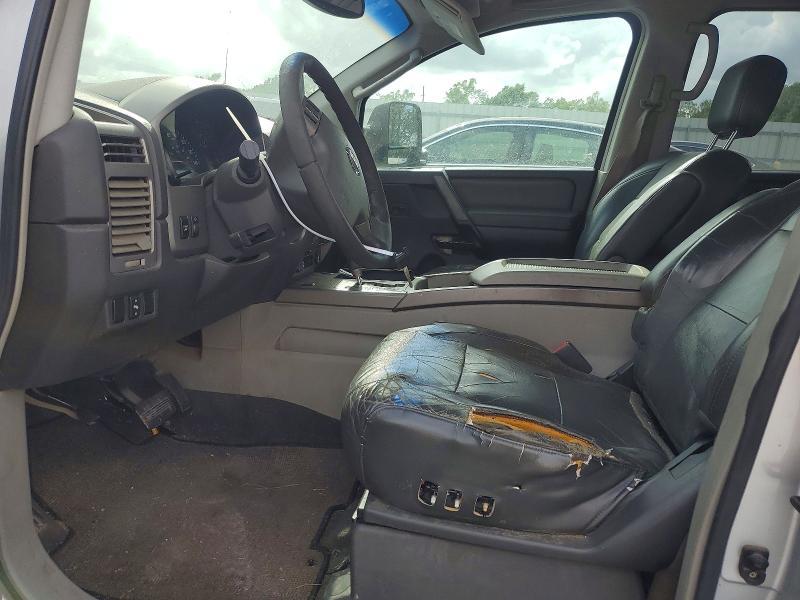 2004 Nissan Titan XE