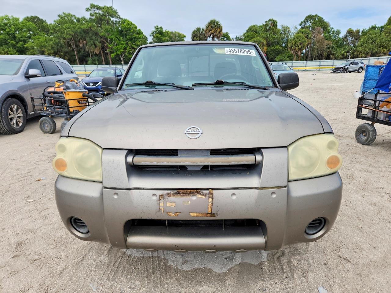 2004 Nissan Frontier Standard