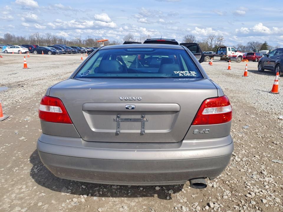 2004 Volvo S40 1.9t