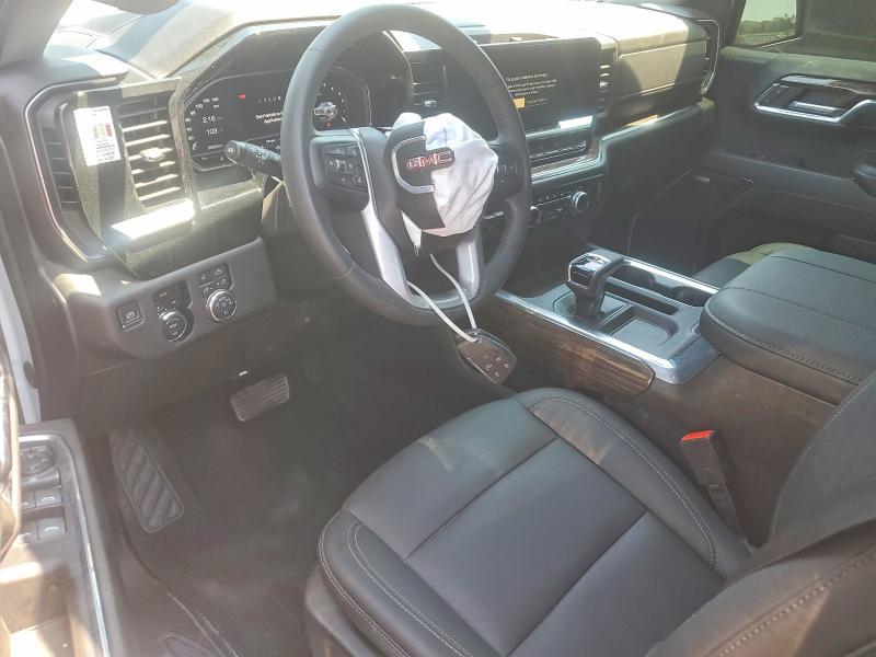 2024 GMC Sierra K1500 Elevation
