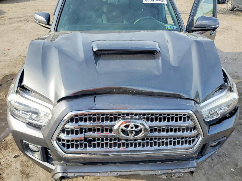 2016 Toyota Tacoma trd Sport