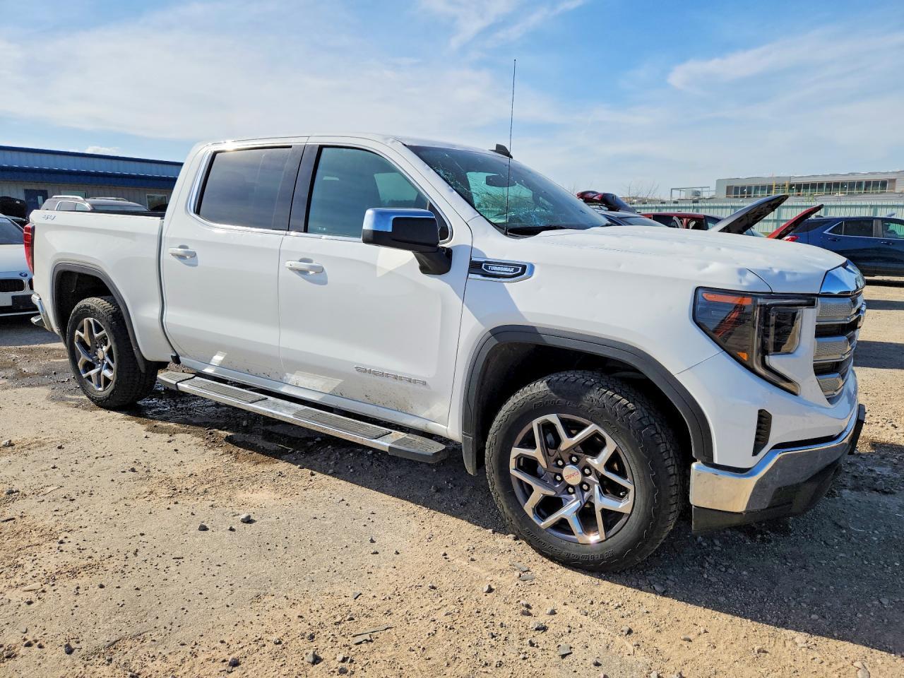 2024 GMC Sierra K1500 SLE