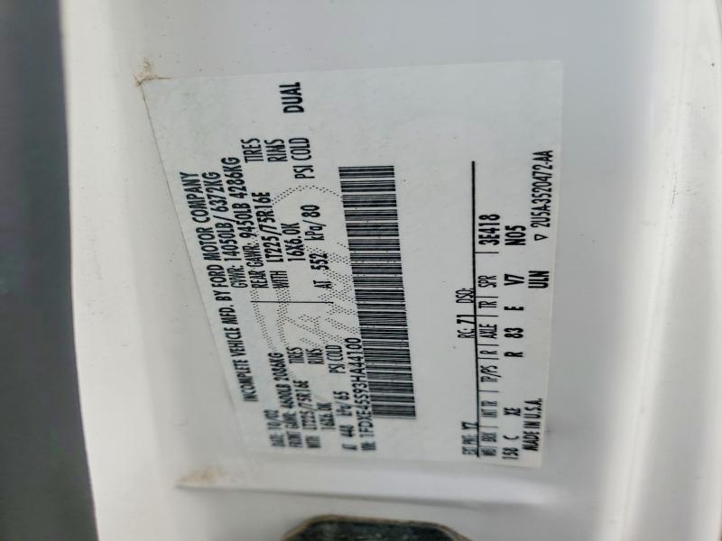 2003 Fleetwood Tioga Recreational Vehicle (RV)