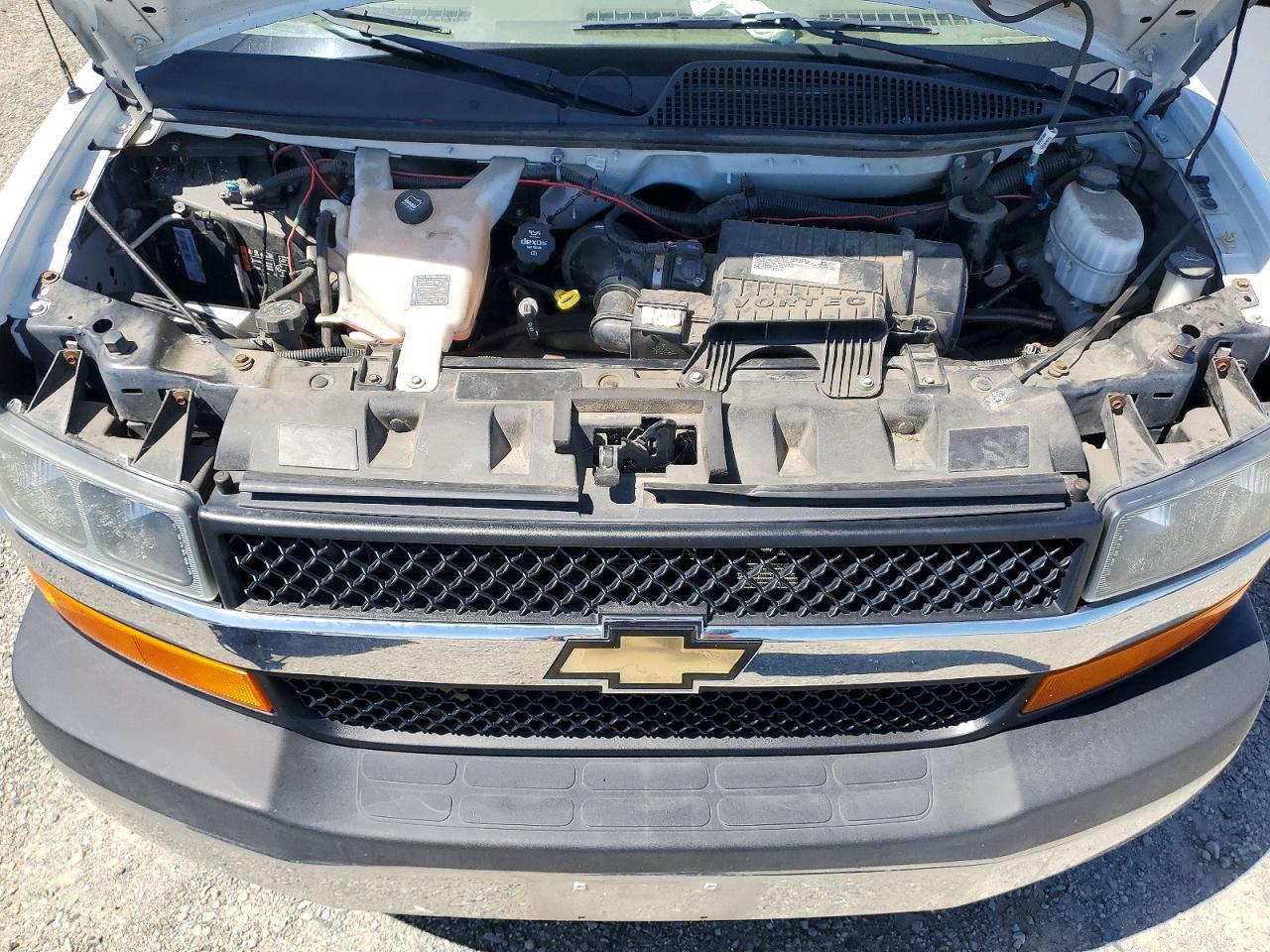 2019 Chevrolet Express G2500 LT