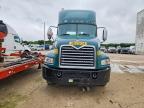 2017 Mack CXU612 Semi Truck