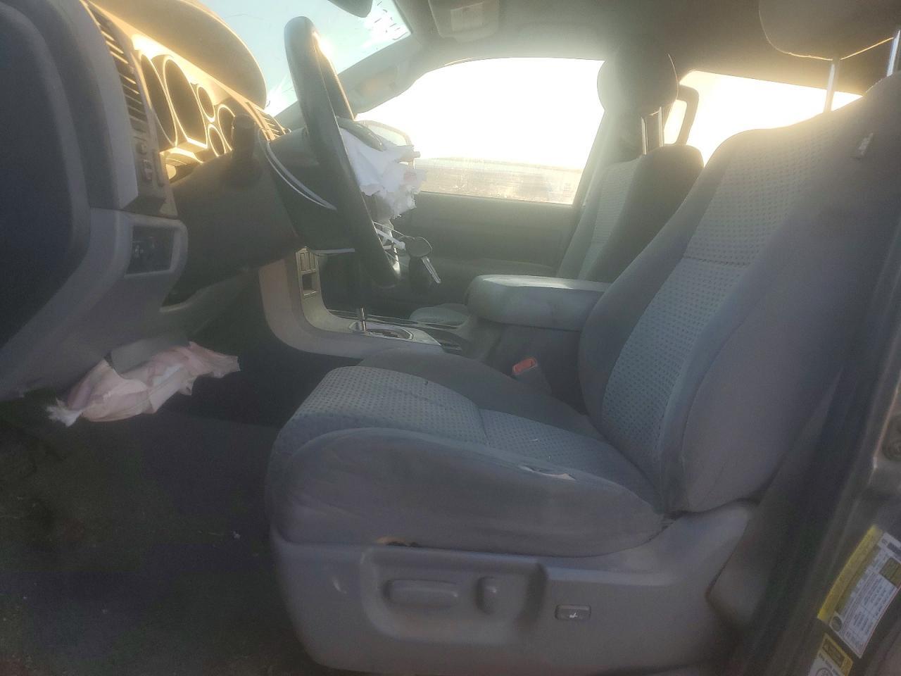 2011 Toyota Tundra Grade