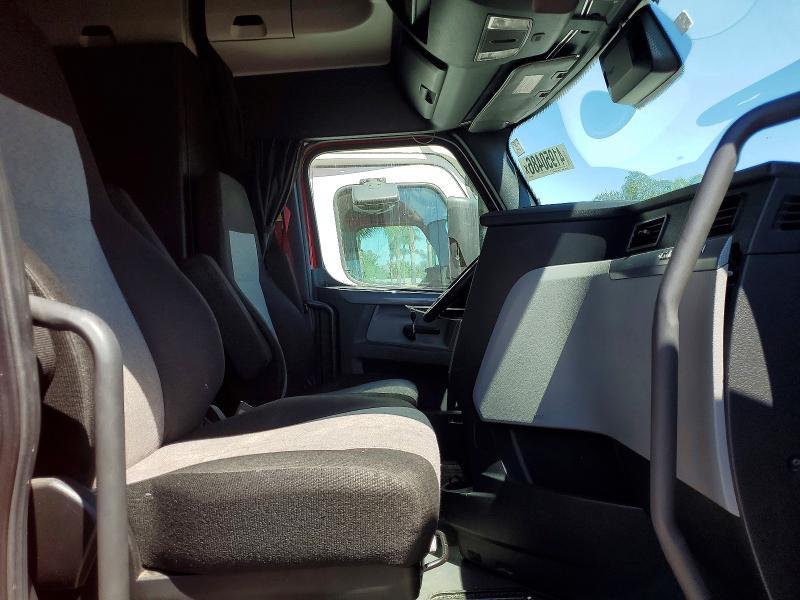 2022 Freigliner 2022 Freightliner Cascadia 126 Semi Truck