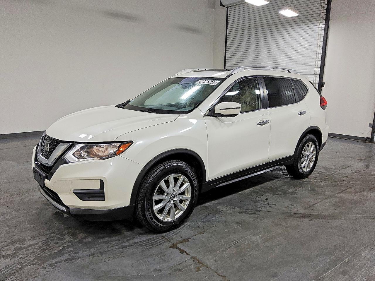 2018 Nissan Rogue sv