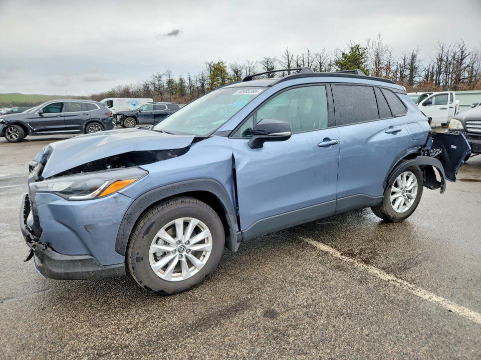 2025 Toyota Corolla Cross le