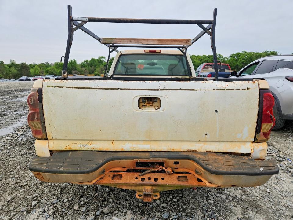 2004 Chevrolet Silverado C1500