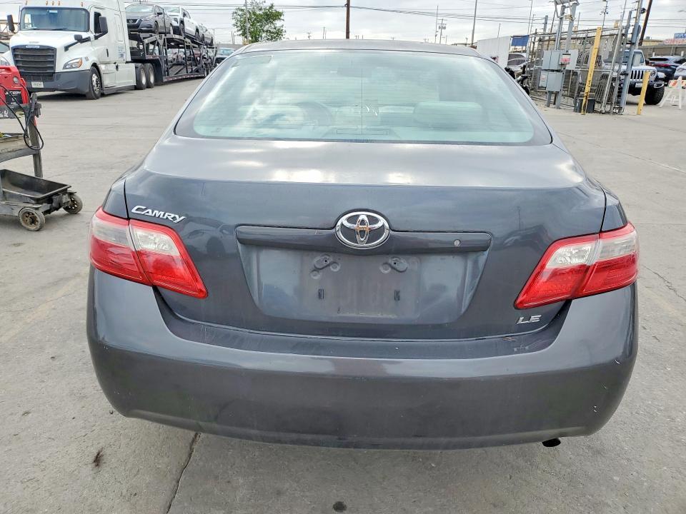 2007 Toyota Camry le