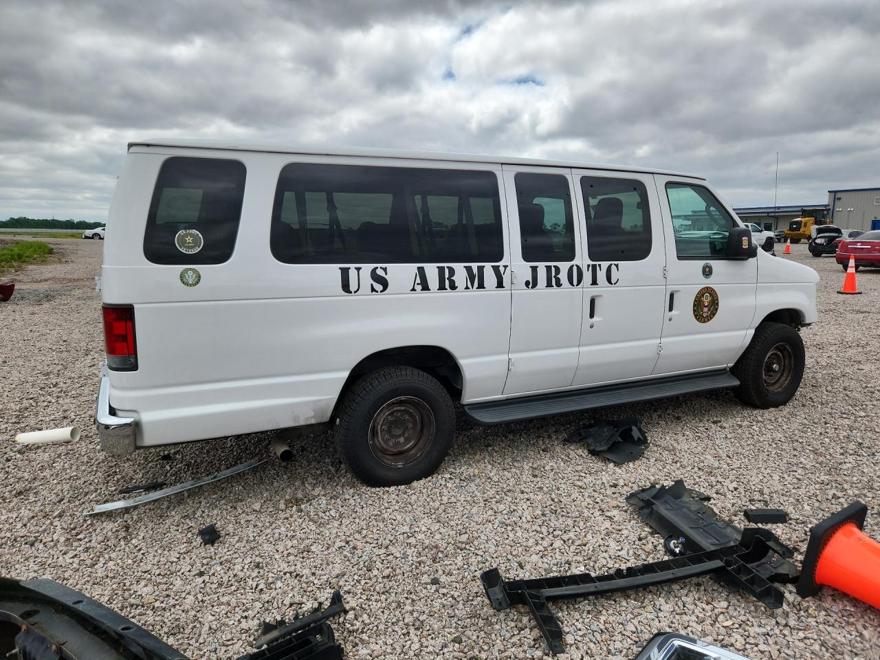 2012 Ford Econoline E350 Super Duty Wagon