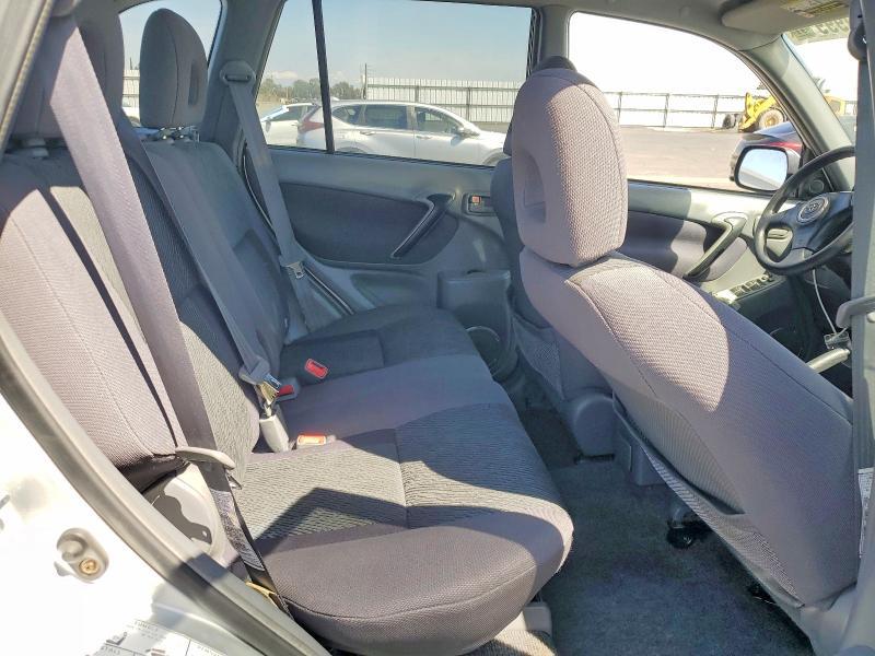 2003 Toyota Rav4 Base