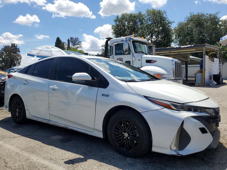 2022 Toyota Prius Prime xle