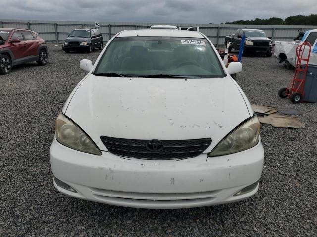 2004 Toyota Camry xle
