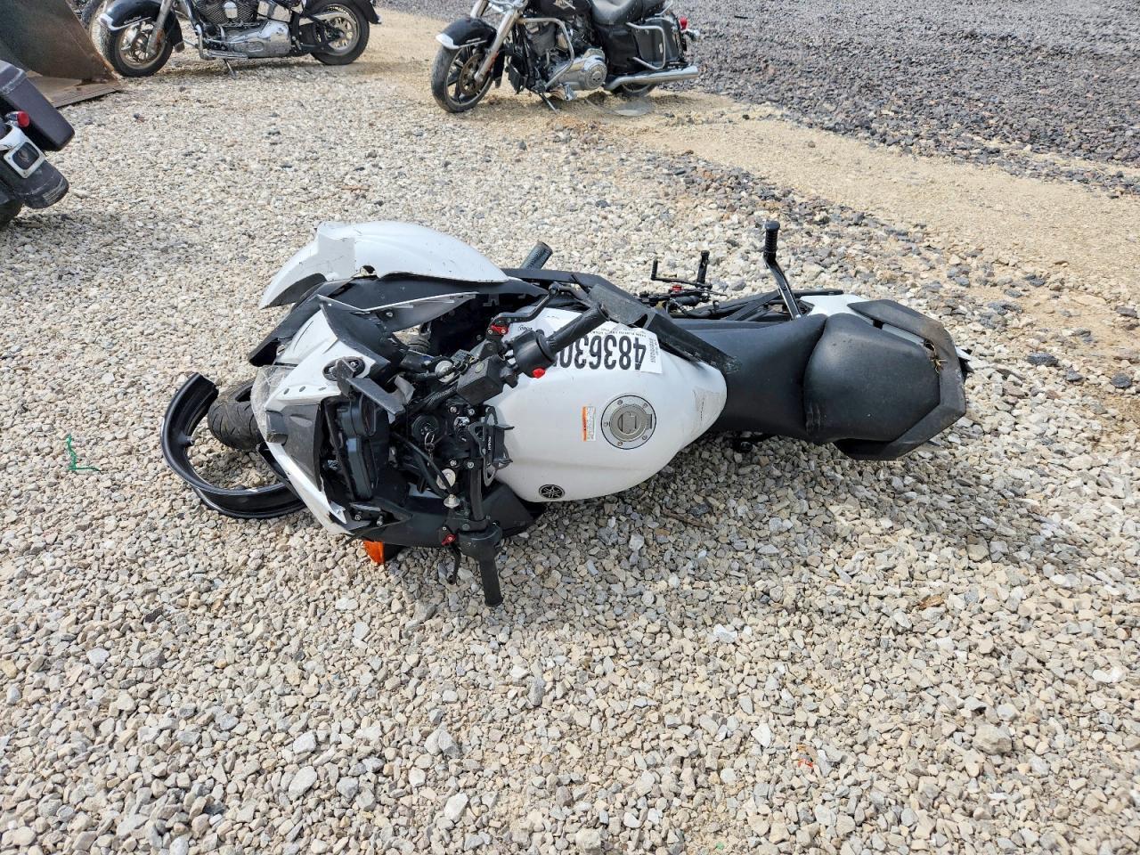 2009 Yama FZ6R
