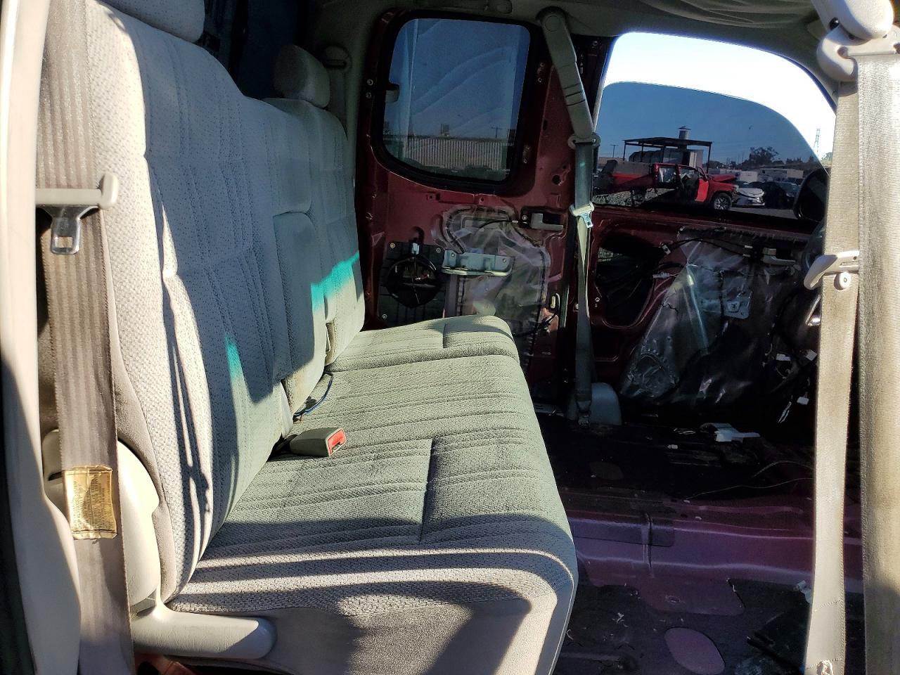 2002 Toyota Tundra SR5 V8