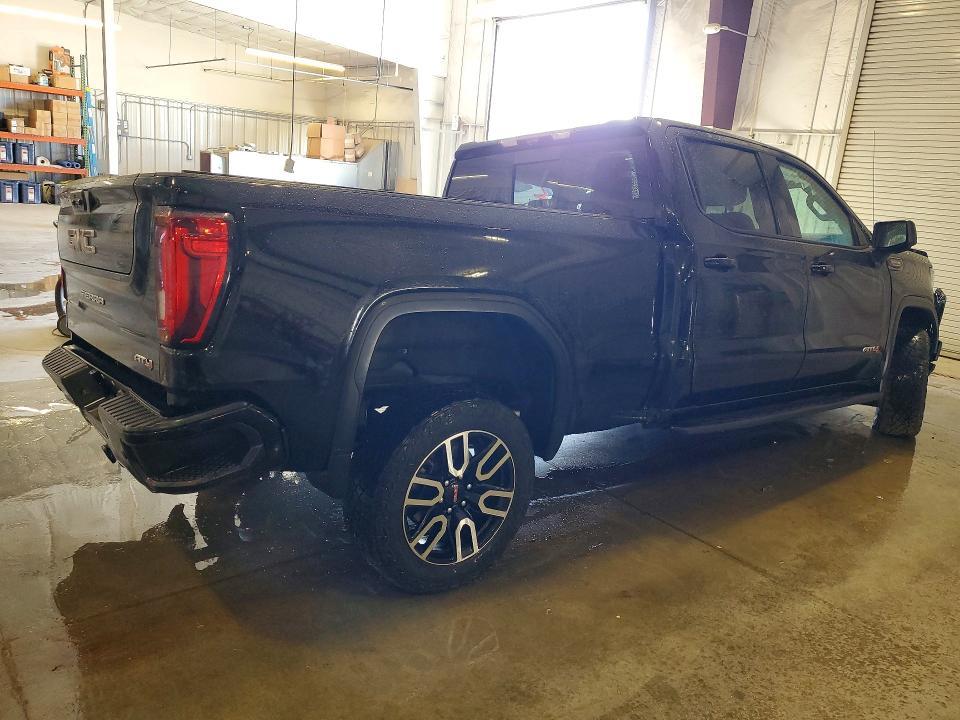 2024 GMC Sierra K1500 AT4