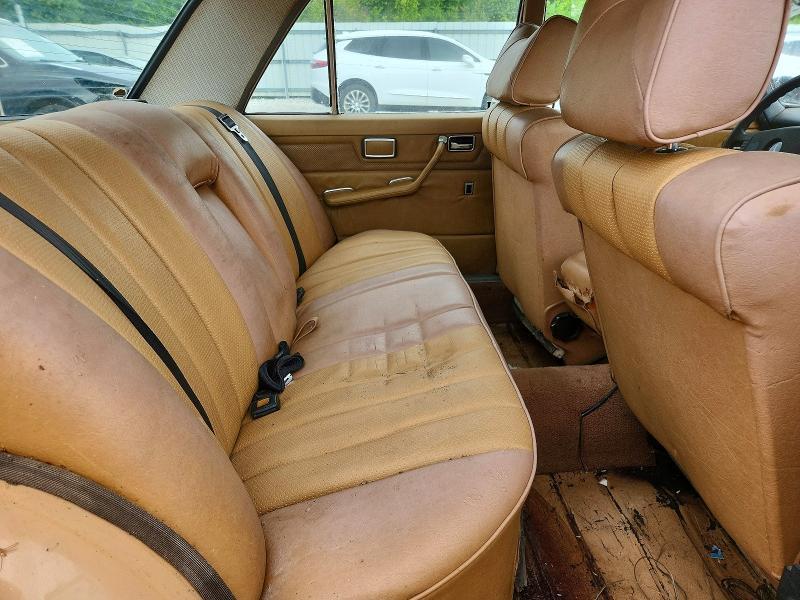 1976 Mercedes-Benz 240