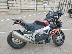 Motos salvage sin ofertas aún a la venta en subasta: 2017 Aprilia Tuono V4 1100 RR