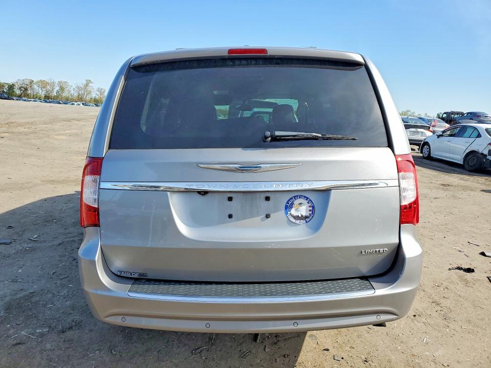2013 Chrysler Town & Country Limited