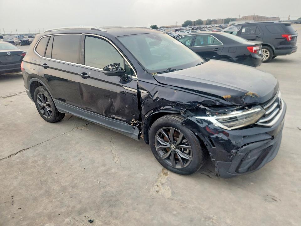 2022 Volkswagen Tiguan se