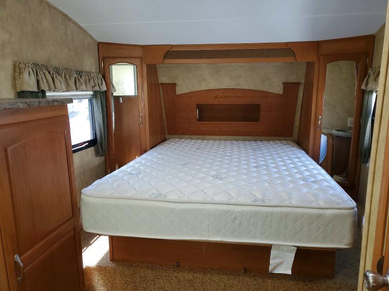 2009 Cougar 2009 Keystone Cougar Camper