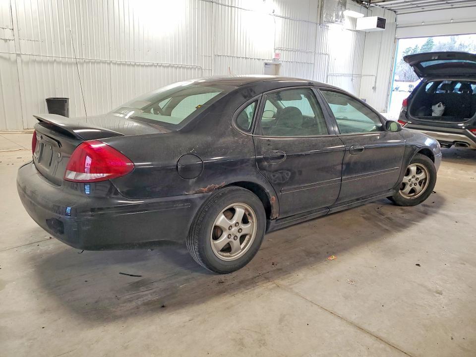 2006 Ford Taurus se