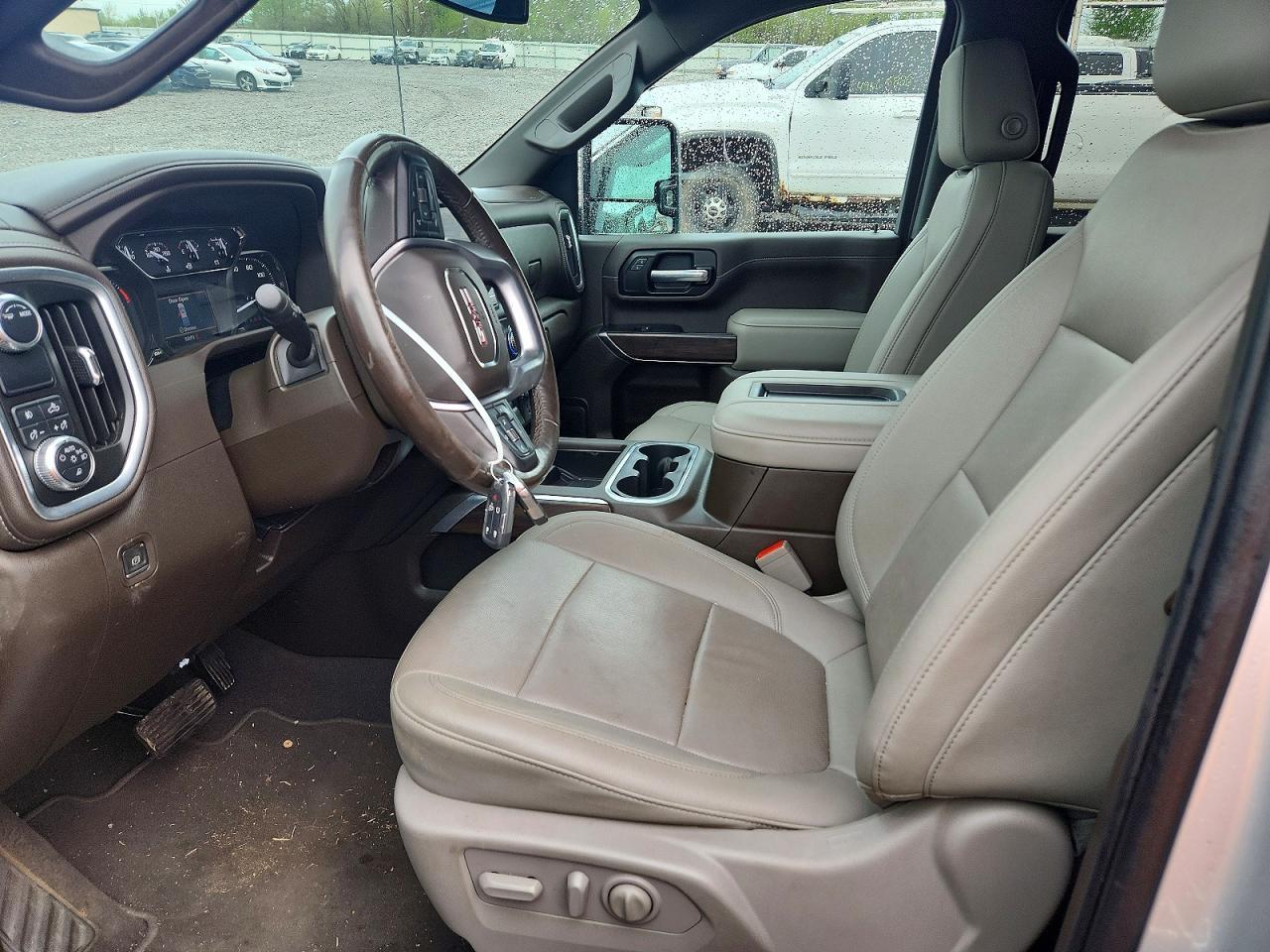 2022 GMC Sierra C2500 SLT